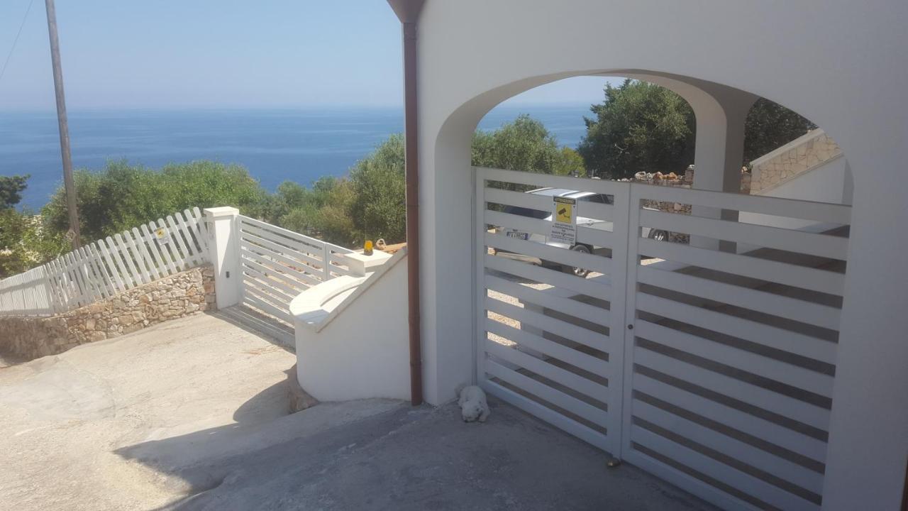 Santa Maria Di Leuca Villa Etta 加利亚诺德尔卡波 外观 照片